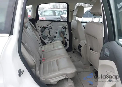 2013 Ford C-Max Hybrid Sel z USA, uszkodzony, nr VIN 1FADP5BU8DL529149